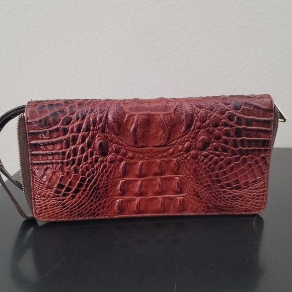 Brahmin Accessories - 👛 Brahmin Skyler Wristlet